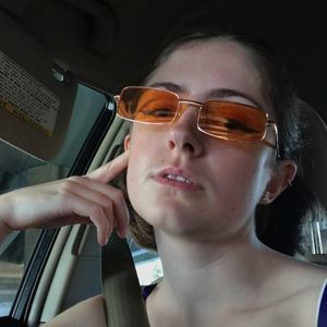 Meet your Posher, Zoë